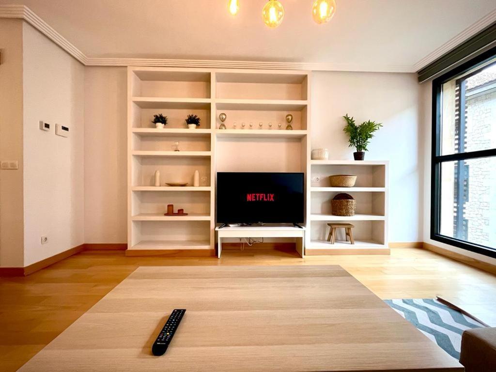 Atuaire Home Cordon 2 Centro Historico Parking Incluido Burgo Buitenkant foto