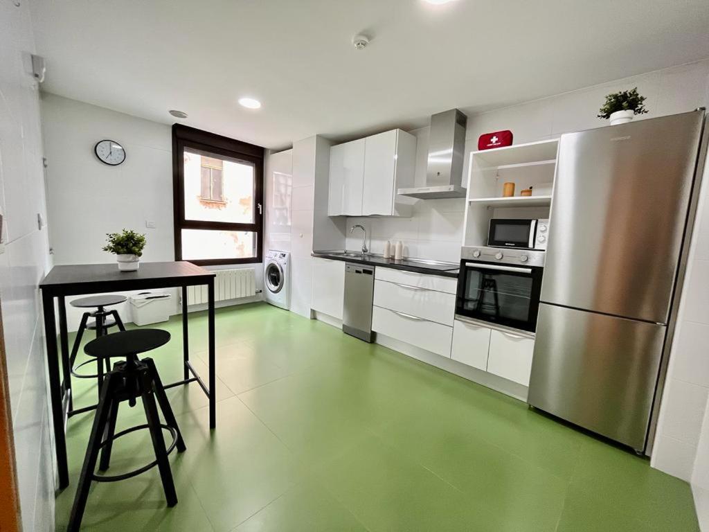 Atuaire Home Cordon 2 Centro Historico Parking Incluido Burgo Buitenkant foto